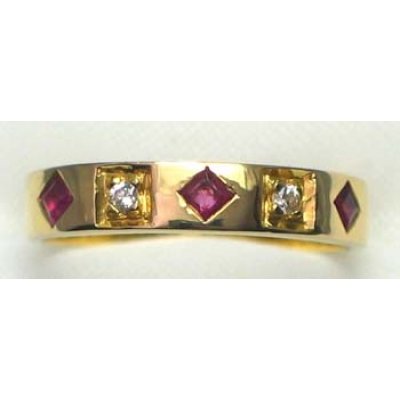 bague en or 18K avec rubis