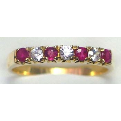 ring goud 9K met robijn en CZ