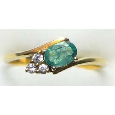 ring gold 9K wih emerald and CZ