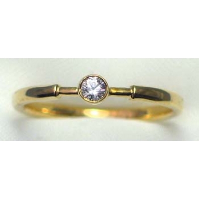 ring goud 9K met CZ