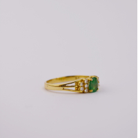 ring gold 9K wih emerald and CZ